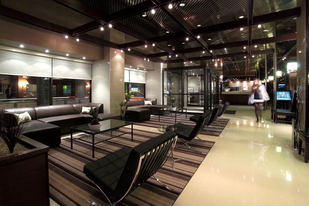 Best Western Primrose Hotel Downtown Toronto Exterior photo